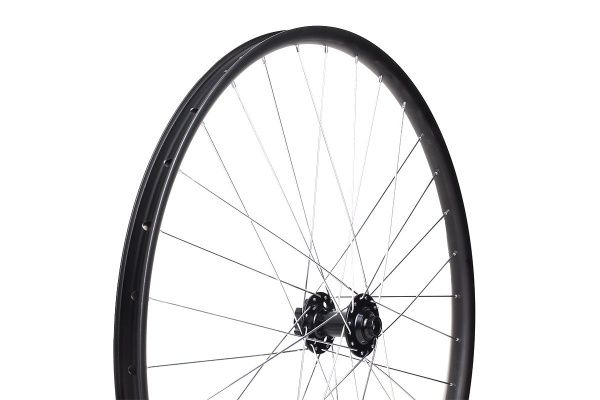 Колесо 29"MTB переднее, двойной обод Citron DP-27 29" 32H, втулка Solon DH928TF32H, Disc, 100*15мм, 2 промподшипника, крепление IS6,ось 15мм, цвет черный Колесо 29"MTB переднее, двойной обод Citron DP-27 29" 32H, втулка Solon DH928TF32H, Disc, 100*15мм, 2 промподшипника, крепление IS6,ось 15мм, цвет черный